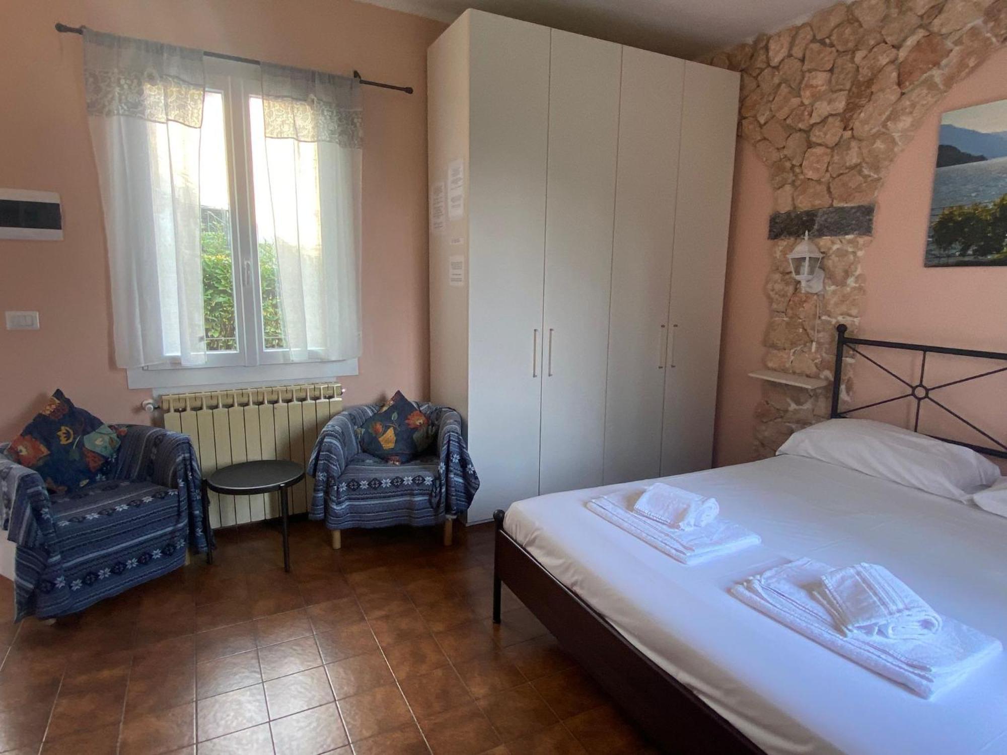 Вилла The Lovers - Independent Little House With Garden Ардженьо Экстерьер фото